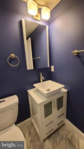 417 BURBANK ST SE, Washington, DC 20019