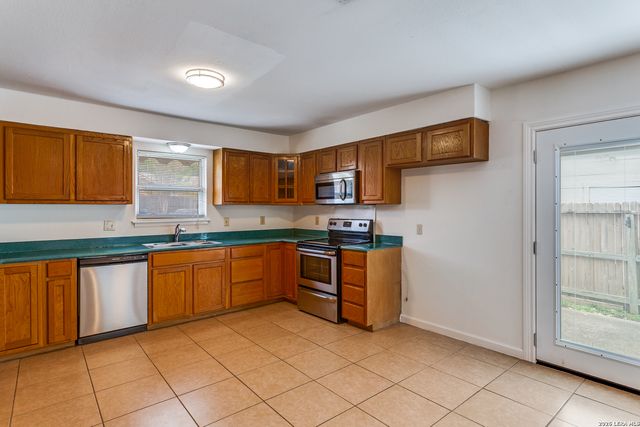 5326 Rambowllette, San Antonio, TX 78247