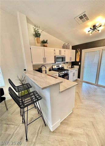 1724 PINION MESA Court, Las Vegas, NV 89128