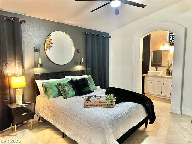 1724 PINION MESA Court, Las Vegas, NV 89128