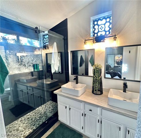 1724 PINION MESA Court, Las Vegas, NV 89128