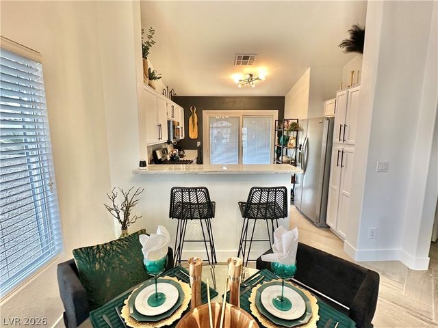 1724 PINION MESA Court, Las Vegas, NV 89128