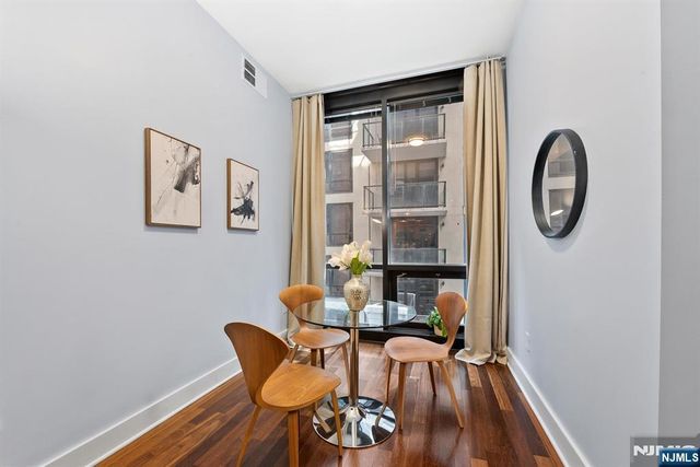 159 2nd Street 404, Jersey City, NJ 07302