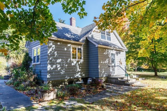 160 Lunenburg Road, Townsend, MA 01474