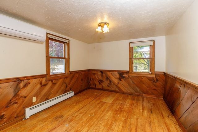 160 Lunenburg Road, Townsend, MA 01474