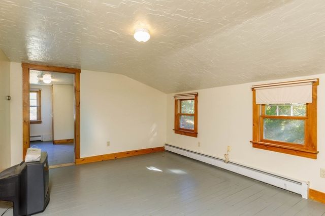160 Lunenburg Road, Townsend, MA 01474
