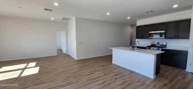 12216 E Morris Carson Drive, Vail, AZ 85641