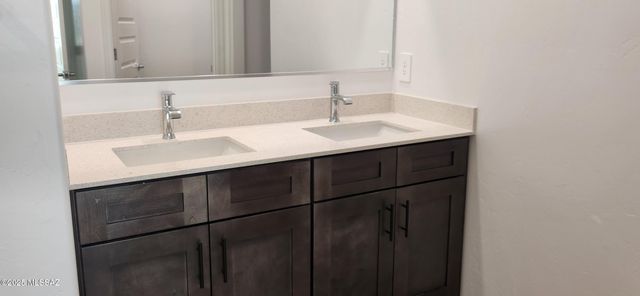 12216 E Morris Carson Drive, Vail, AZ 85641