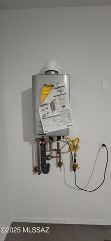 12216 E Morris Carson Drive, Vail, AZ 85641