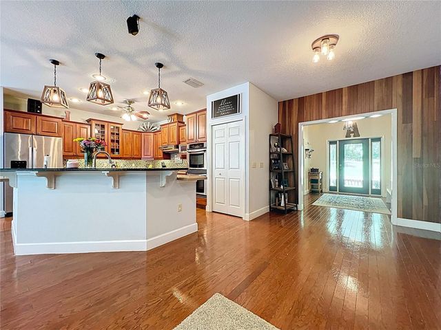 16224 IOLA WOODS TRAIL, Dade City, FL 33523