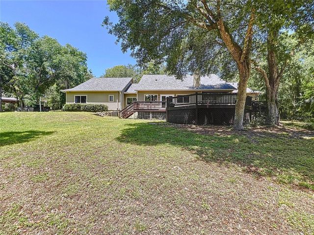 16224 IOLA WOODS TRAIL, Dade City, FL 33523