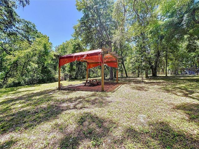 16224 IOLA WOODS TRAIL, Dade City, FL 33523