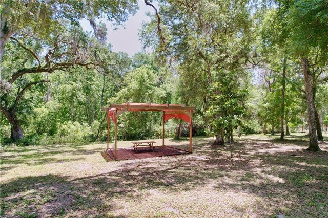 16224 IOLA WOODS TRAIL, Dade City, FL 33523