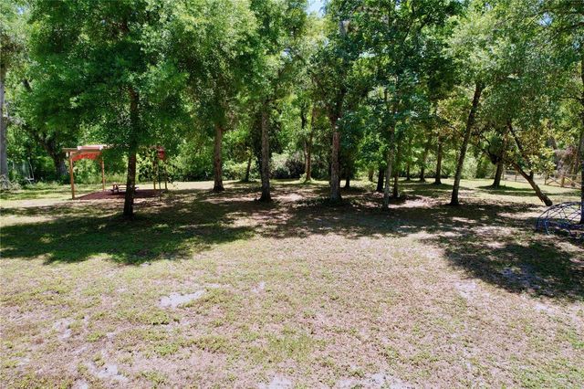16224 IOLA WOODS TRAIL, Dade City, FL 33523
