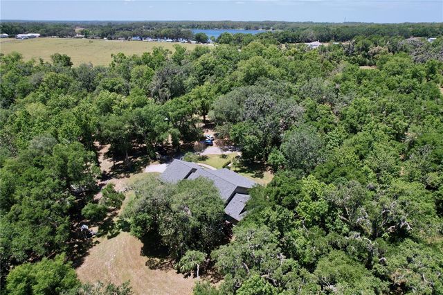 16224 IOLA WOODS TRAIL, Dade City, FL 33523