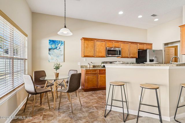 87083 CHESAPEAKE Avenue, Yulee, FL 32097