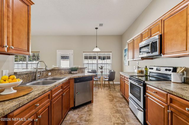 87083 CHESAPEAKE Avenue, Yulee, FL 32097