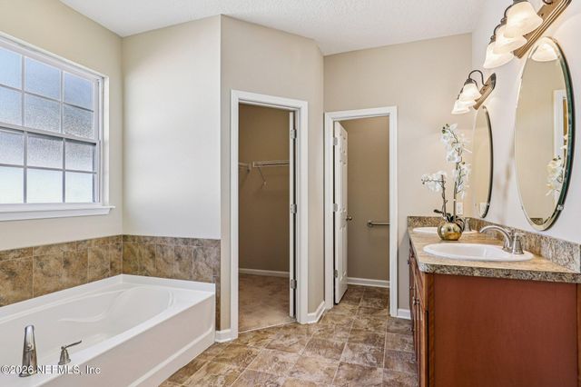 87083 CHESAPEAKE Avenue, Yulee, FL 32097