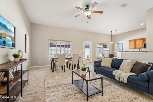 87083 CHESAPEAKE Avenue, Yulee, FL 32097