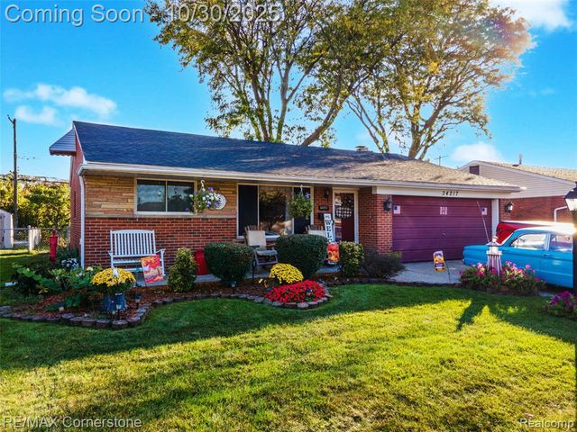 34217 Aztec Drive, Westland, MI 48185