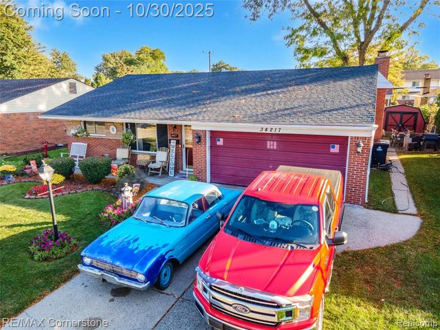 34217 Aztec Drive, Westland, MI 48185
