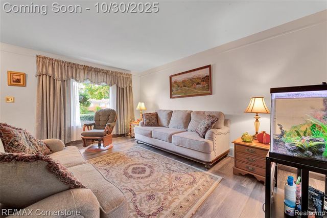 34217 Aztec Drive, Westland, MI 48185