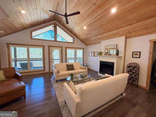 105 Loftis Mountain Road, Blairsville, GA 30512