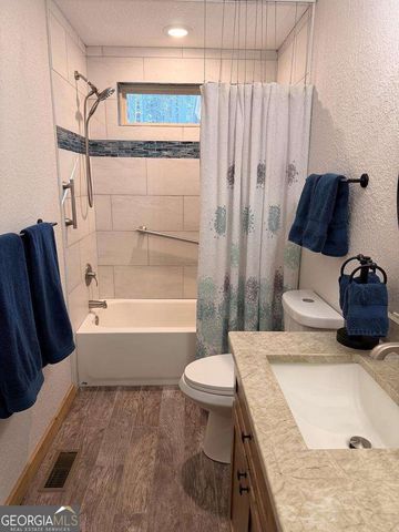 105 Loftis Mountain Road, Blairsville, GA 30512