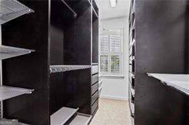 4364 Paces Point Circle SE, Smyrna, GA 30080