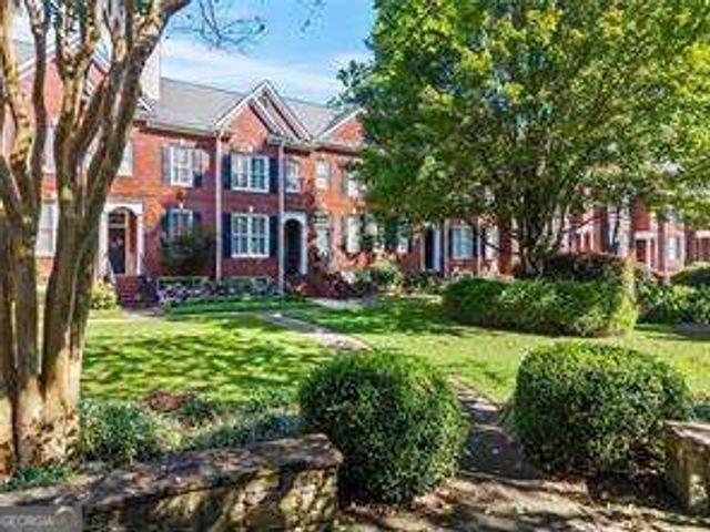 4364 Paces Point Circle SE, Smyrna, GA 30080