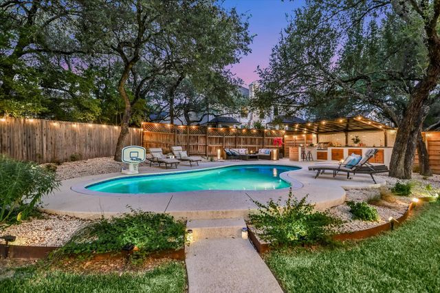 8301 Willheather GLN, Austin, TX 78750
