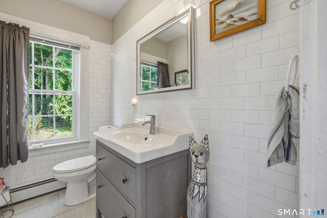 17-19 Gorman Place, Manchester, CT 06040