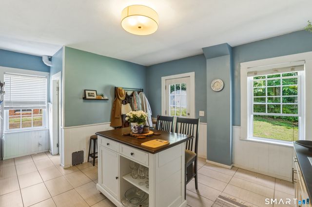 17-19 Gorman Place, Manchester, CT 06040