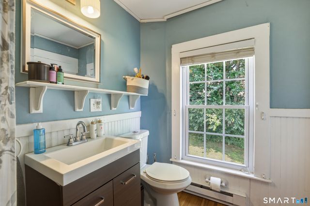 17-19 Gorman Place, Manchester, CT 06040