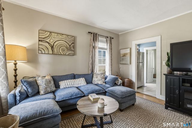 17-19 Gorman Place, Manchester, CT 06040