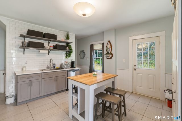 17-19 Gorman Place, Manchester, CT 06040