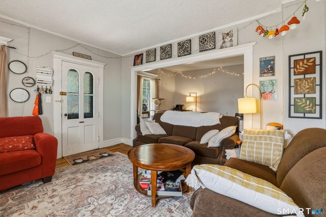 17-19 Gorman Place, Manchester, CT 06040