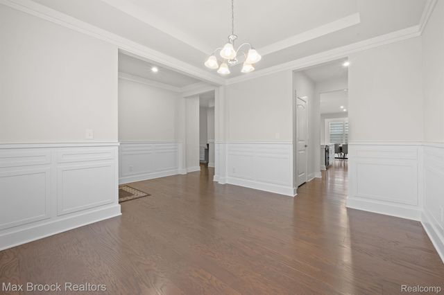 2610 IRONTON Drive, Commerce Charter Township, MI 48382