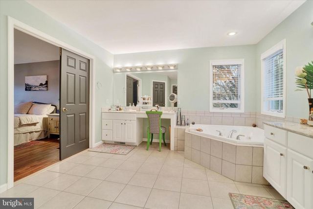 42 BULLRUSH LNDG, Elizabethtown, PA 17022