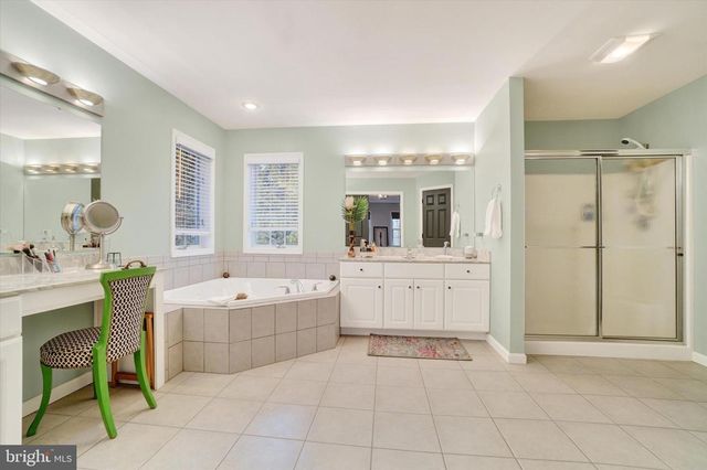 42 BULLRUSH LNDG, Elizabethtown, PA 17022