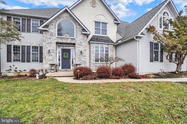 42 BULLRUSH LNDG, Elizabethtown, PA 17022