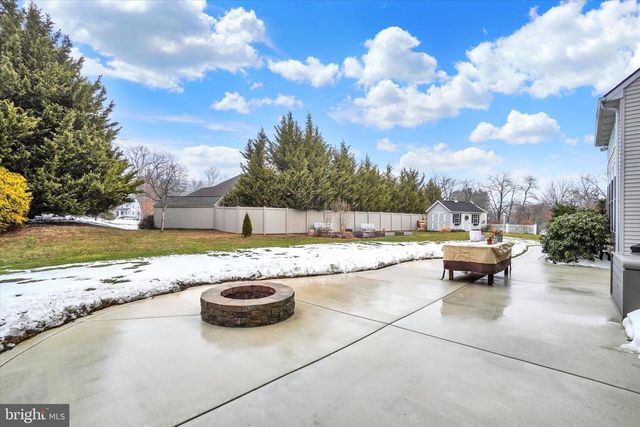 42 BULLRUSH LNDG, Elizabethtown, PA 17022