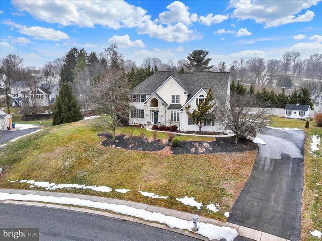 42 BULLRUSH LNDG, Elizabethtown, PA 17022