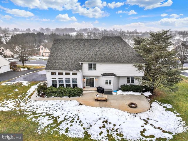 42 BULLRUSH LNDG, Elizabethtown, PA 17022