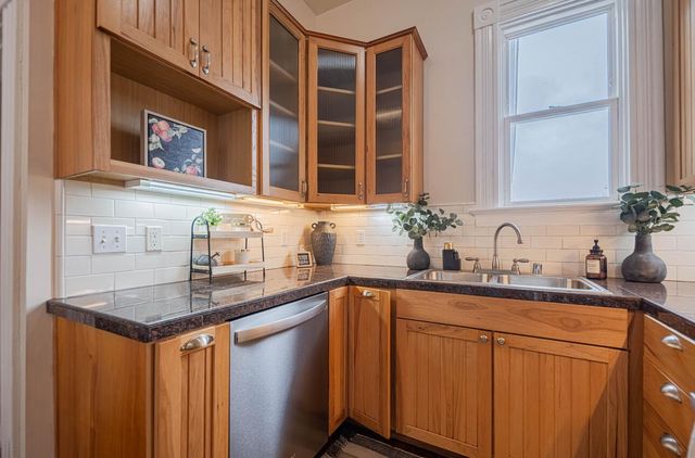 332 Capitol Street, Salinas, CA 93901