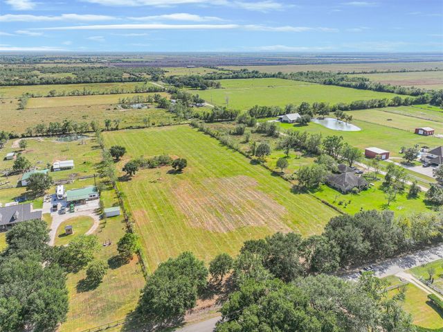 000 Pearson, Santa Fe, TX 77510