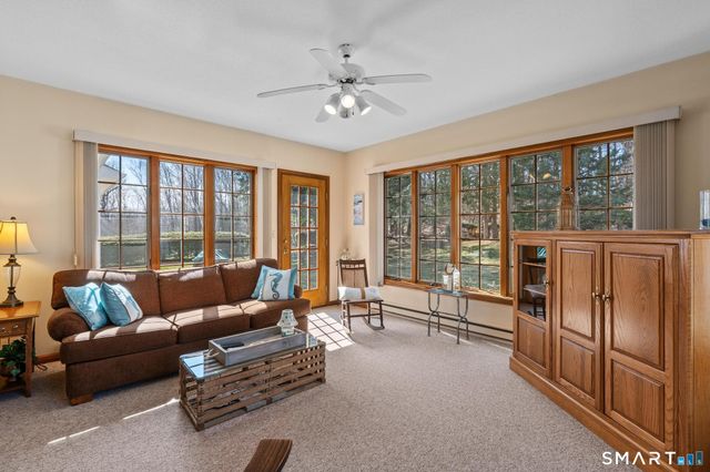 112 Woodsedge Court, Berlin, CT 06037