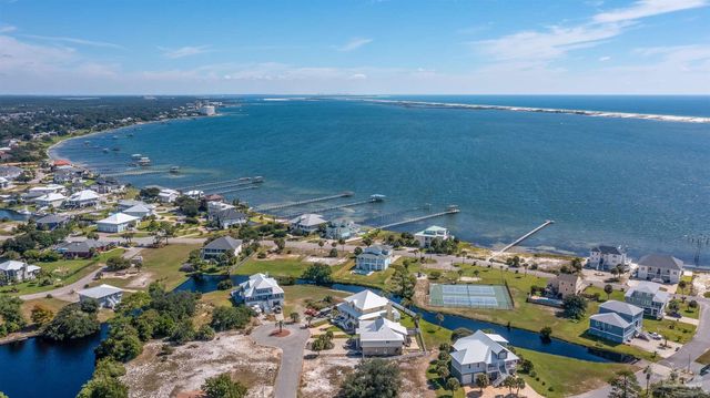 5639 Grande Lagoon Blvd, Pensacola, FL 32507