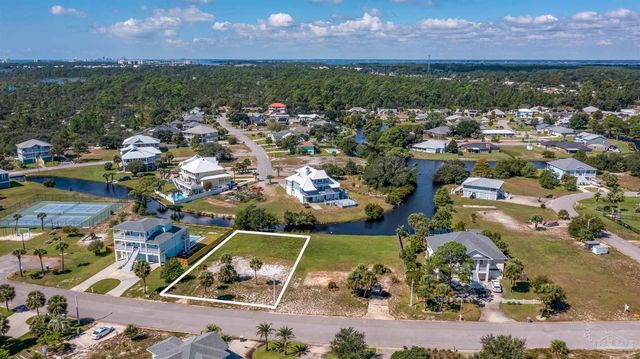 5639 Grande Lagoon Blvd, Pensacola, FL 32507