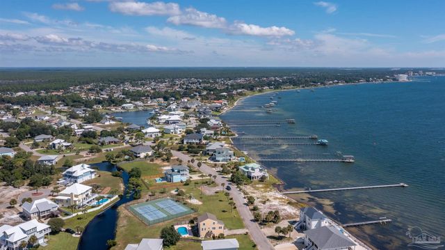 5639 Grande Lagoon Blvd, Pensacola, FL 32507